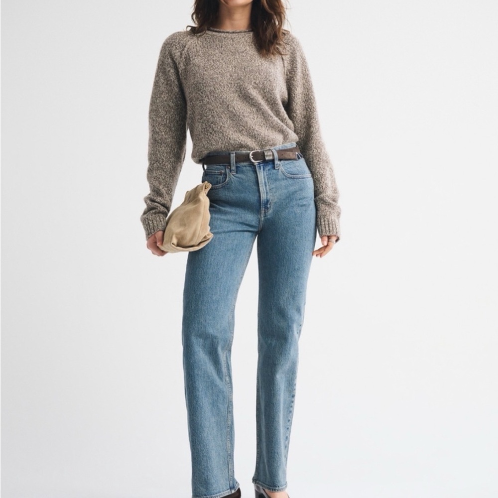 Abercrombie & Fitch High Rise Relaxed Jean 25 | 0R